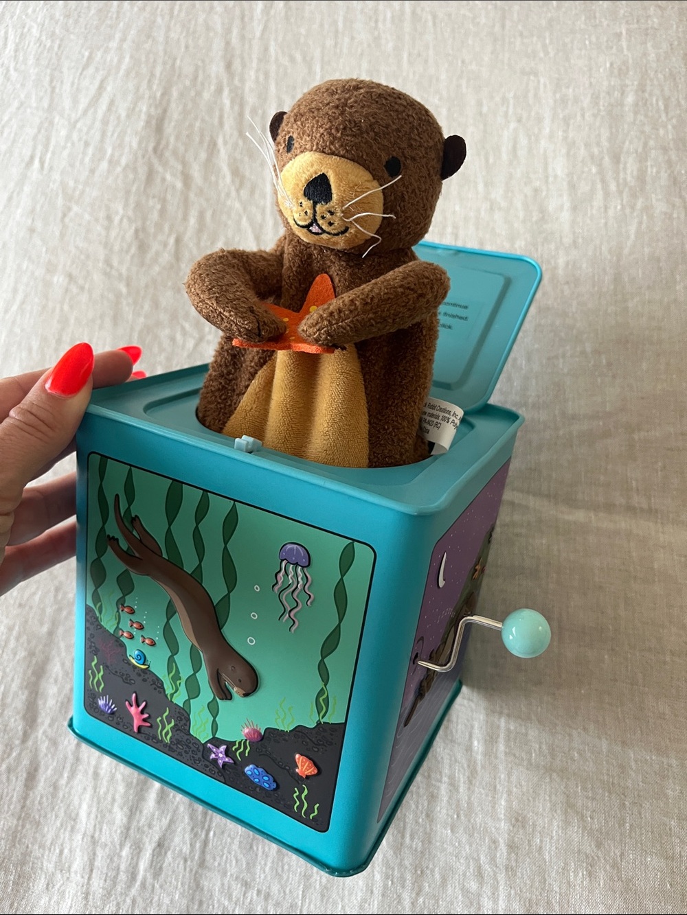 Brown Otter Plush Music Box with Turquoise Tin - Kids